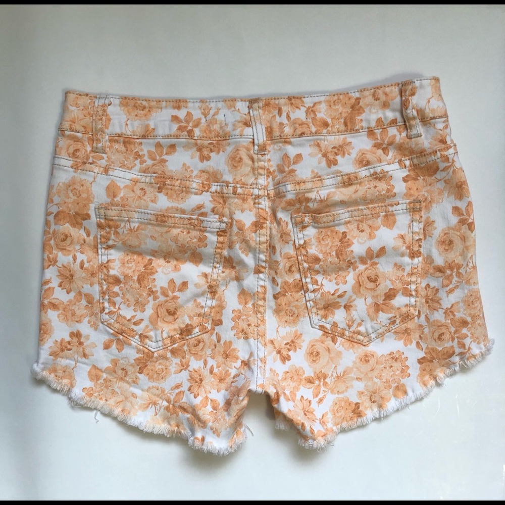 Sapphire Ink Destroyed Jean Short Shorts Size 9 - Picture 2 of 3